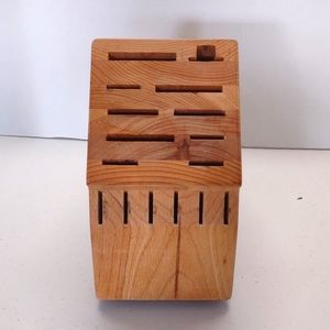 Knife block Wood 16 slot pre-owned excellent condition.